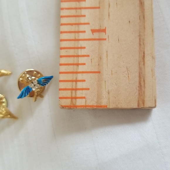Gold Bluebird Dolphin Rhinestone Lapel Pins Brooch - Picture 4 of 6